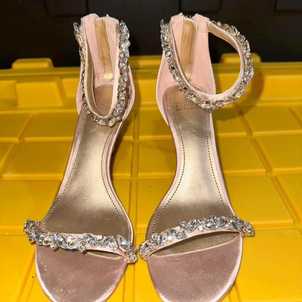 Elegant badgley mischka Pink Embellished Women's Sandals